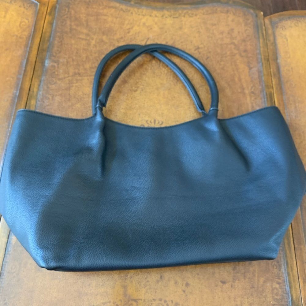 Sole Society Vegan Tote Black